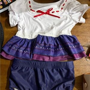 Sz 8/10 OLO encanto swim